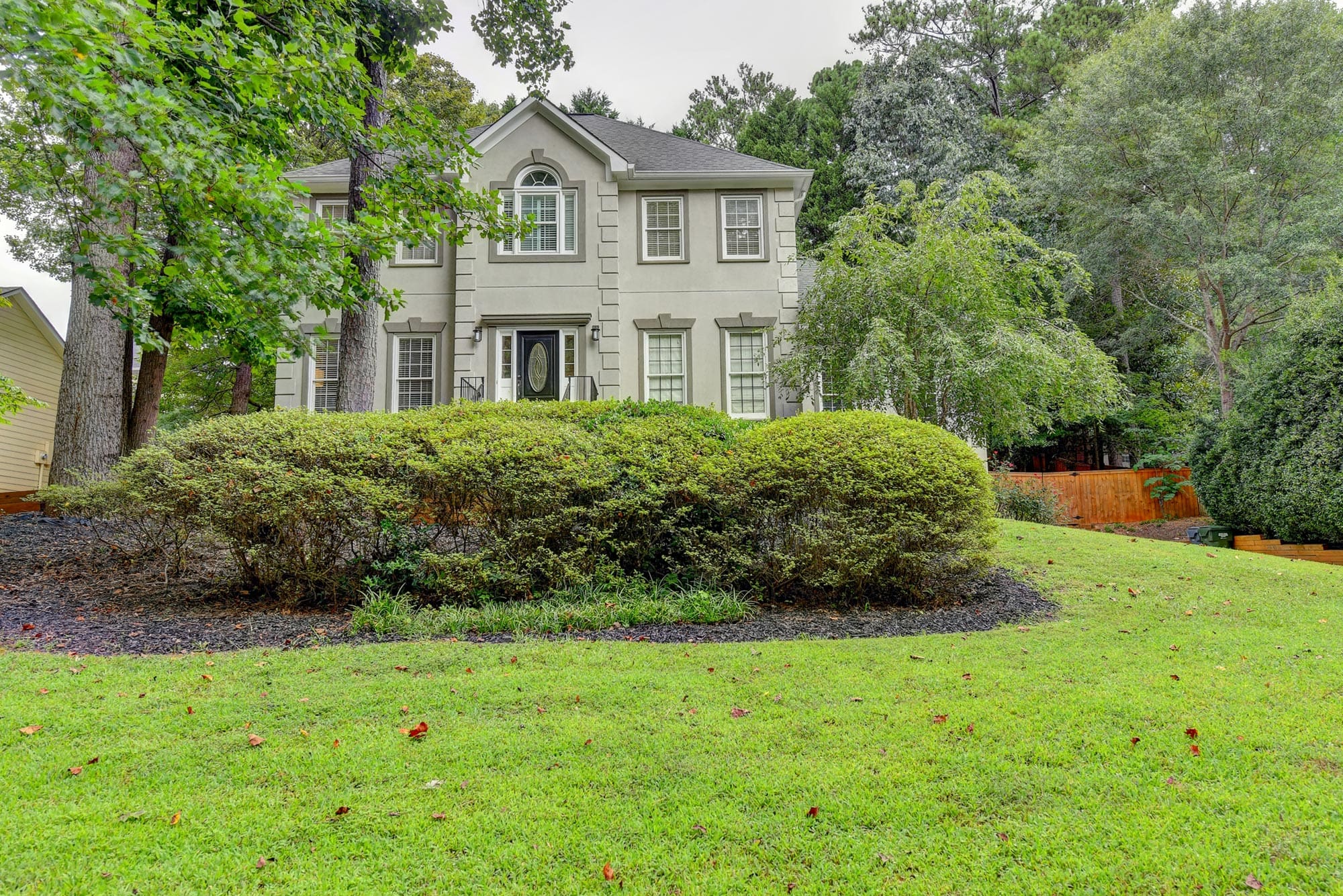 796-Featured_Slider-New Lovely Updated Norcross Home