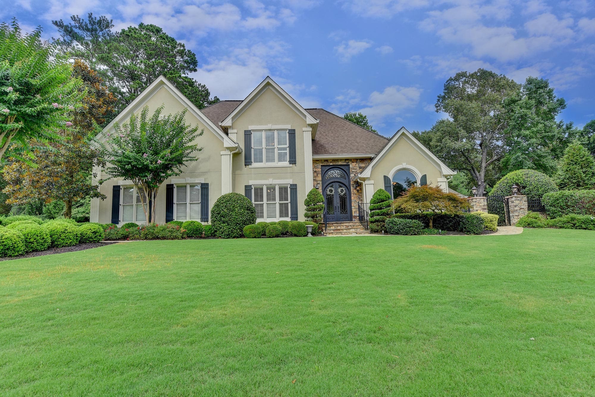 9155-Featured_Slider-New Stunning Johns Creek Estate