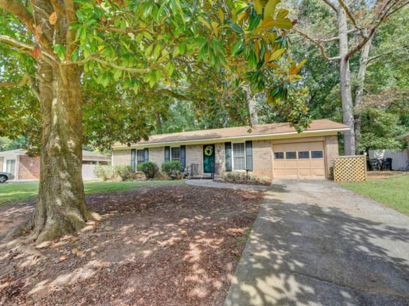 Adorable Ranch in Norcross