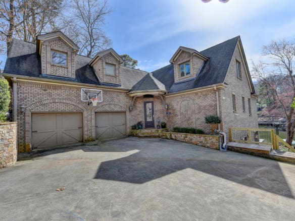 Stunning Home on Lake Berkeley