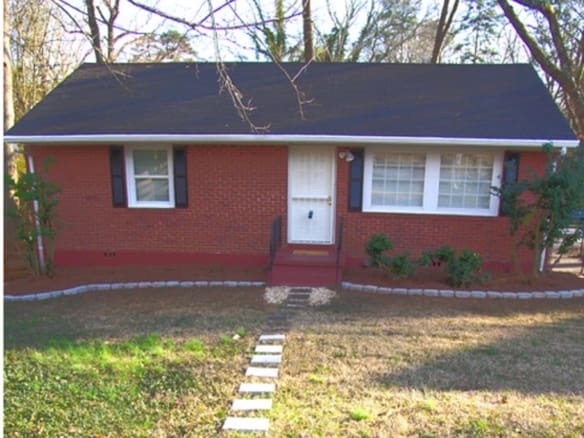 Restored Cottage in Decatur!