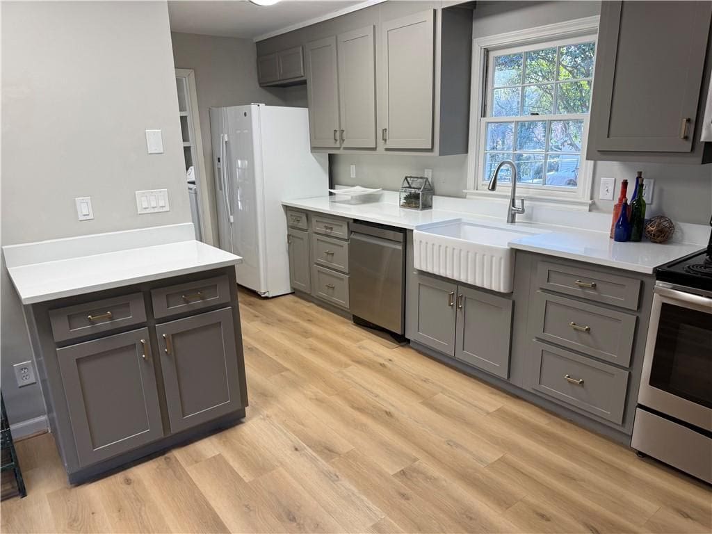 Great Ranch One Mile from Downtown Duluth
