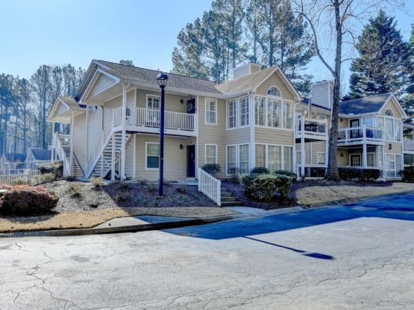 Lovely Condo Totally Updated