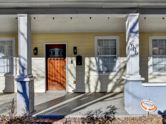 Adorable Bungalow steps from BELTLINE