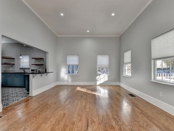 Adorable Bungalow steps from BELTLINE
