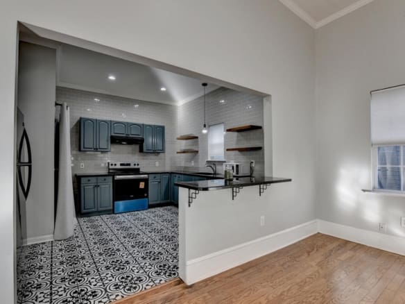 Adorable Bungalow steps from BELTLINE