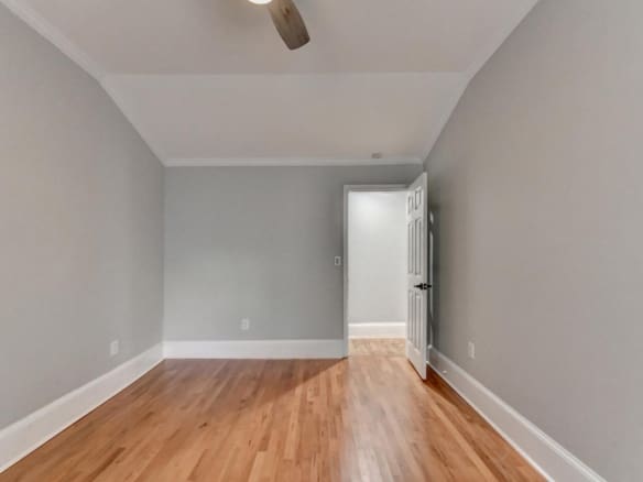 Adorable Bungalow steps from BELTLINE