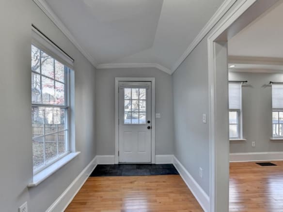 Adorable Bungalow steps from BELTLINE