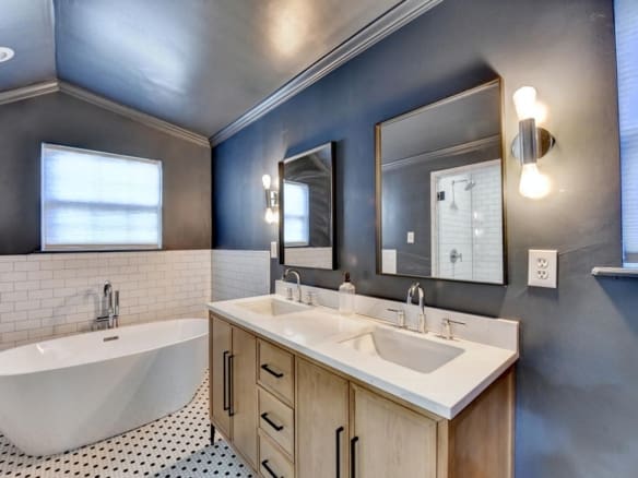 Adorable Bungalow steps from BELTLINE