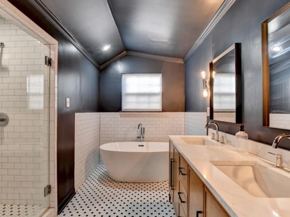 Adorable Bungalow steps from BELTLINE